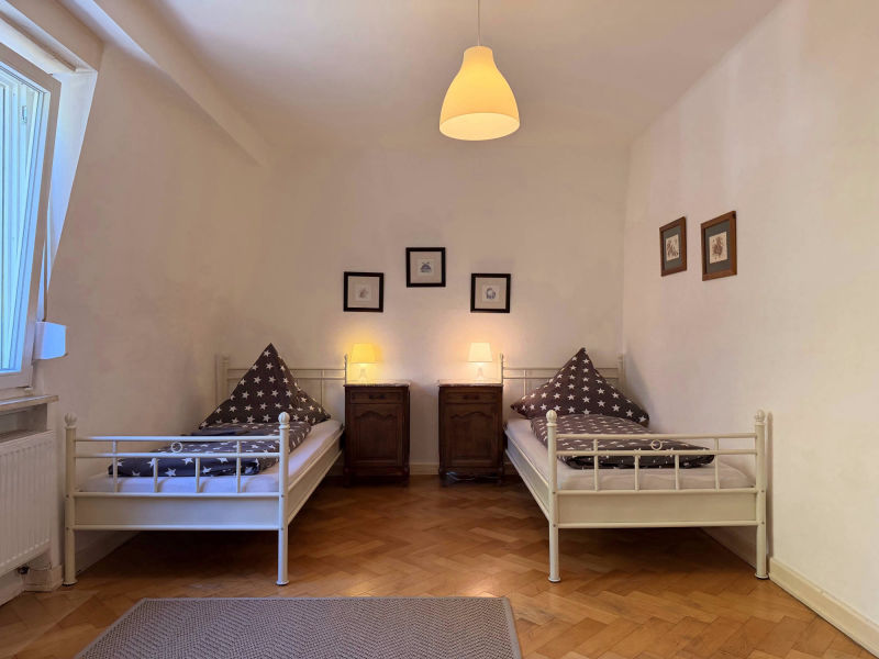 3Raum Wohnung - Schlafen, Arbeiten